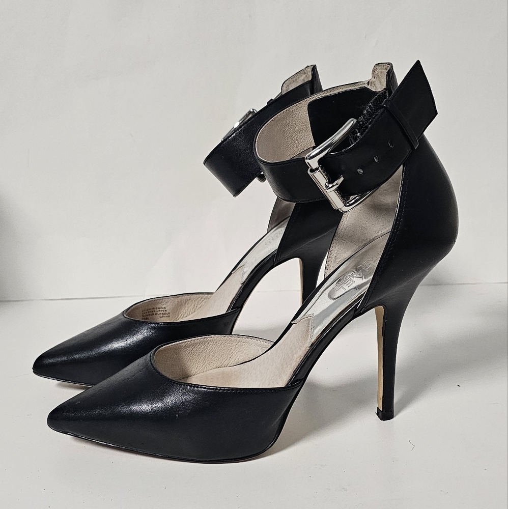 Michael Kors Black Brinkley Ankle Strap Sz 7.5 Leather Heels Buckle Closure